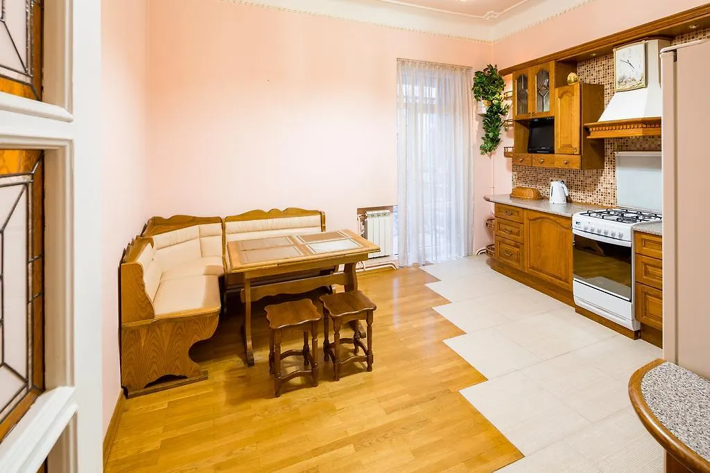 Do Lvova Central Apartments  Lviv
